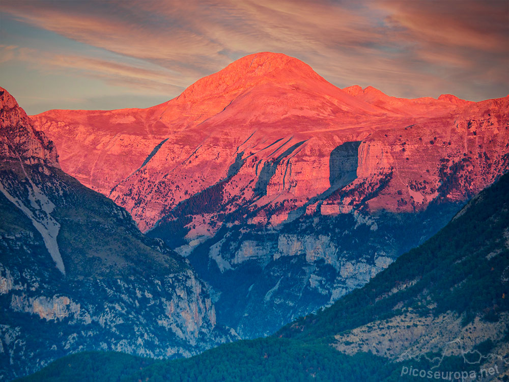 Foto: Pico Mobison, Pirineos de Huesca, Aragón, España