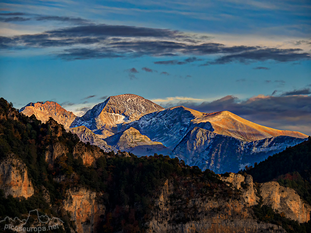 Foto: Punta Armeña, Mobison y Neiss, Pirineos de Huesca, Aragón, España