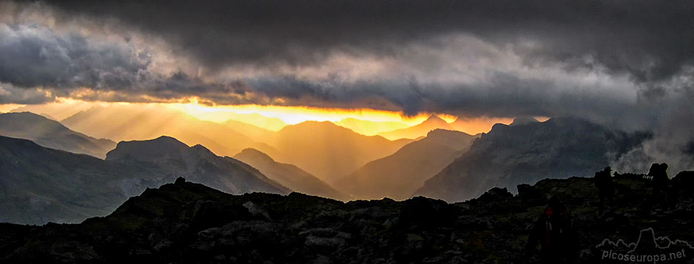 Foto: Desde el Balcón de Pineta, Pirineos de Huesca, Aragon, Parque Nacional Ordesa y Monte Perdido