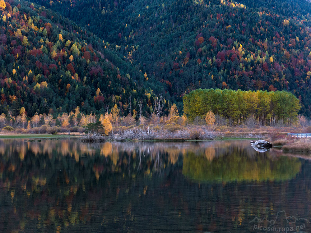 Foto: Embalse de Pineta, Ordesa, Pirineos de Huesca, Aragón.